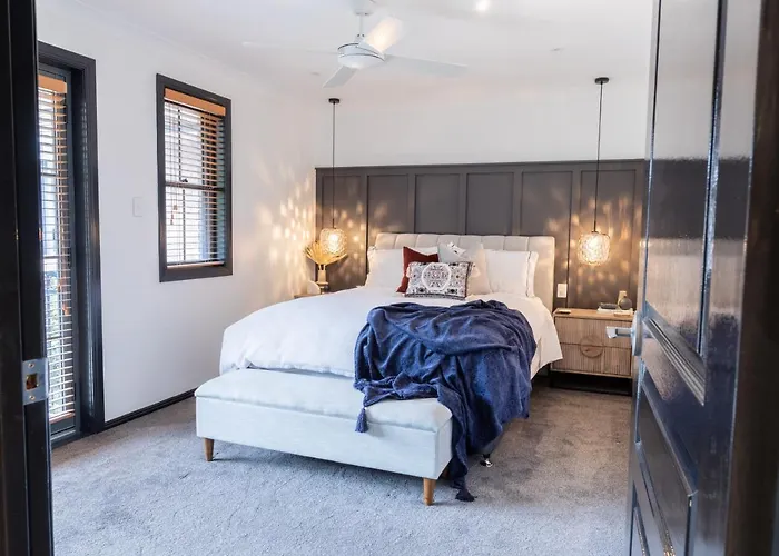 Camden Apartment